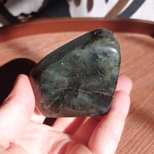 Petite forme libre Labradorite - Image 2