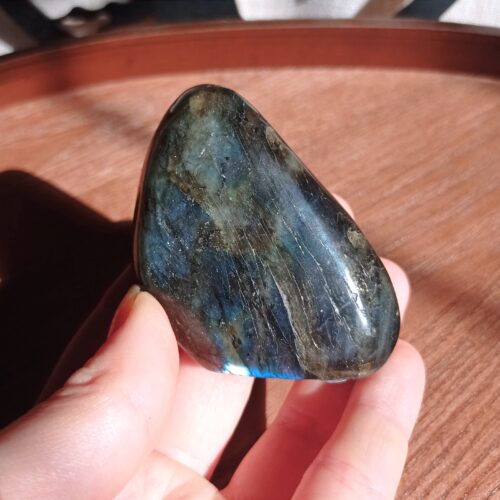 Petite forme libre Labradorite - Image 2