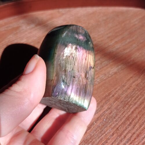 Petite forme libre Labradorite - Image 2