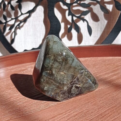 Forme libre Labradorite multicolore - Image 2