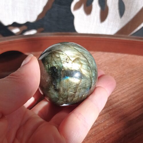 Sphère Labradorite multicolore - Image 2