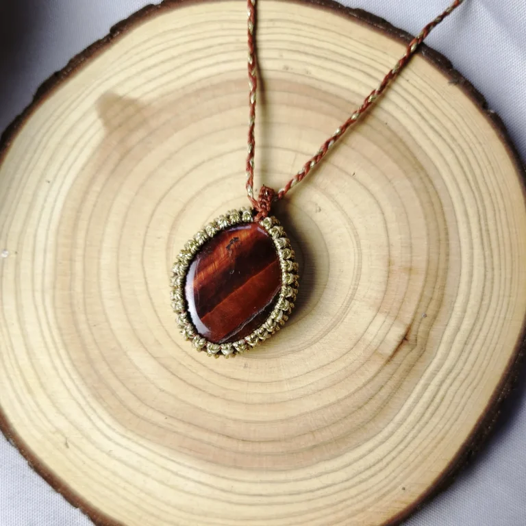 Collier tissé — Œil de Taureau