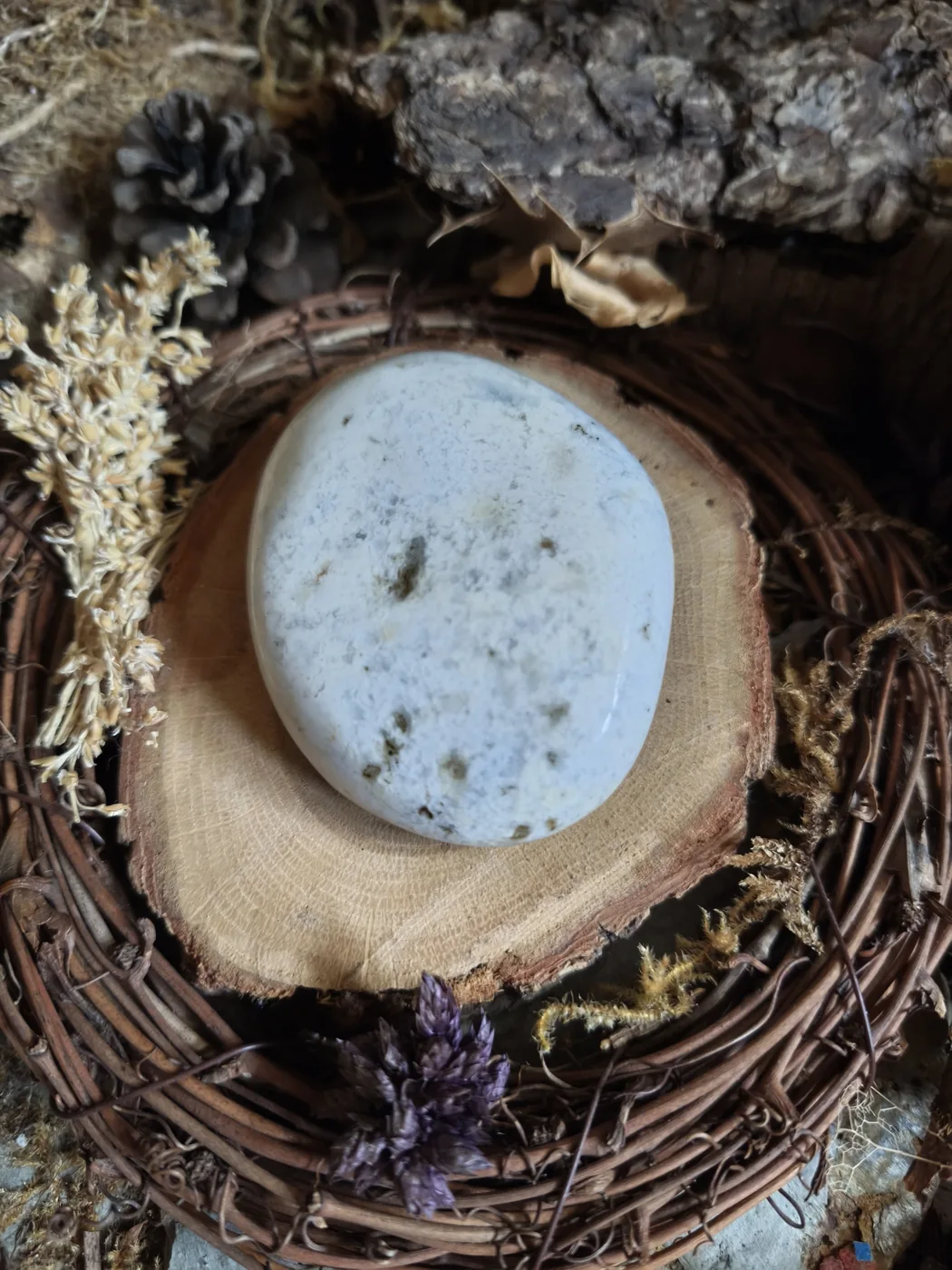Galet de Merlinite — N°82 — 120 g